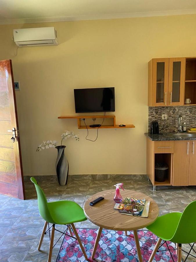 Elite Servicos - Acomodacao Familiar Maputo Dış mekan fotoğraf
